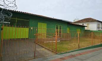 Imagem: Casa comercial para alugar e vender na Rua