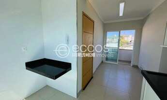 Imagem 6: Apartamento para aluguel, 2 quartos, 1 suíte, 1 vaga, Umuarama - Uberlândia/MG