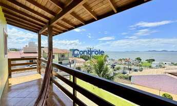 Imagem: Casa 3 dormitórios com vista para o mar