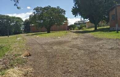 Imagem 2: Terreno + barracão