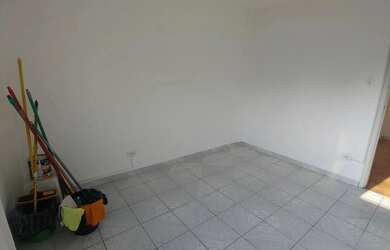 Imagem 4: Bom apartamento 2 dormitórios localizado a apenas 250 m da estação São Joaquim do metrô