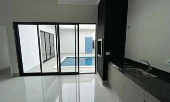 Imagem 4: Casa térrea para venda com 155 m² com 3 suítes, escritório, piscina. P. Prudente SP