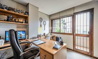 Imagem 5: Casa em Condomínio à venda 4 Quartos 4 Suites 2 Vagas 240M² Três Figueiras Porto Alegre