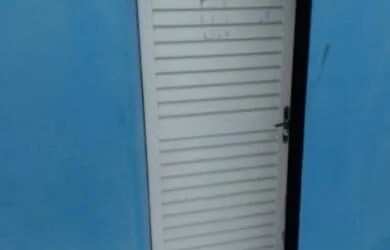 Imagem 4: ALUGA-SE DORMITÓRIOS E LOJA - EXCLUSIVO PARA MOÇAS