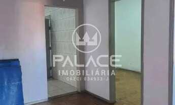 Imagem 7: Casa de rua : Térrea / Residencial / Centro