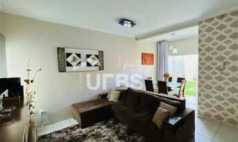 Imagem 3: Casa Condominio Villa Real, 3 quartos, 2 vagas de garagem, Area externa grande