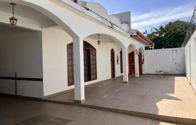 Imagem 2: Aluga-se excelente casa na Rua Jovino Dinoá esquina com Av. Procópio Rola