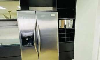 Imagem 7: Apartamento de alto padrão no Centro com 260 m², três suítes com closet e quatro vagas