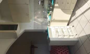 Imagem 3: Apto Anual um ambiente, frente Rodoviaria e Shopping Balneário