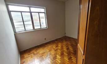 Imagem 5: Apartamento com 3 dormitórios para alugar, 95 m² por R$ 1.100,00/mês - Granbery - Juiz de