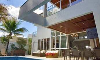 Imagem 3: Sobrado de luxo no Alphaville com 5 quartos e 4 suítes com lazer com piscina aquecida e sp