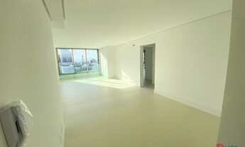 Imagem 2: Apartamento com 3 suítes, ao lado da Beira Mar Norte, com 3 vagas. Agronômica, Florianópol