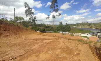 Imagem 3: Terreno com vista e próximo a represa do Náutico