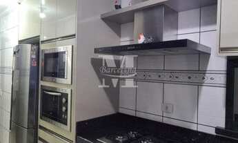 Imagem 7: JARDIM DAS AMÉRICAS, SOBRADO, 03 QUARTOS, SUÍTE, CHURRASQUEIRA, ÁTICO, ARMÁRIOS E SACADA