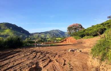 Imagem 4: Belíssimo Loteamento de Chácaras! Terrenos de 1200 m² à 4000m²-R$100.000-Marmelópolis/MG