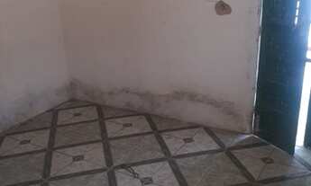 Imagem 4: Casa com 2 quartos sala,cozinha e banheiro e um