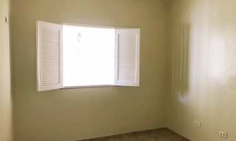 Imagem 7: Casa para aluguel possui 244 metros quadrados com 5 quartos em Planalto - Teresina - PI