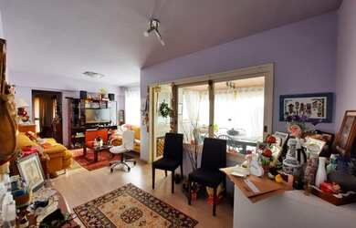 Imagem 2: Apartamento junto a Redenção com 3 pátios