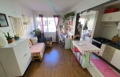 Imagem 2: Ótimo apartamento semi-mobiliado com 2 quartos em Coqueiros - Florianópolis - SC