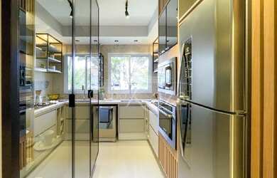 Imagem 12: Apartamento em andar mediano com 2 Suítes, Varanda Gourmet, 2 vagas e vista livre