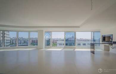 Imagem 7: PORTO ALEGRE - Apartamento Padrão - Jardim Europa