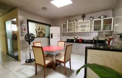 Imagem 2: Casa de condomínio para venda possui 110 metros quadrados com 3 quartos em Turu - São Luís