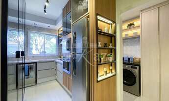 Imagem 11: Apartamento em andar mediano com 2 Suítes, Varanda Gourmet, 2 vagas e vista livre