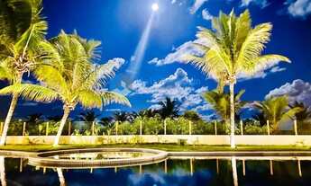 Imagem 3: Itacimirim| Village Térreo| 70 m2| 2 Suítes| Mobiliado| 2 Vagas| Pé na Areia