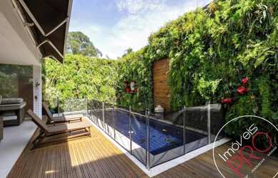 Imagem 2: Brooklin, Casa em Condomínio com 620metros, 4 dormitórios todos suites, 5 vagas, rua tranq