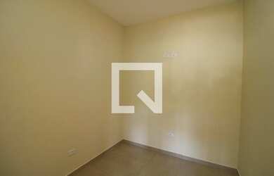 Imagem 5: Apartamento para Aluguel - Jardim Santa Teresinha, 2 Quartos, 30 m2