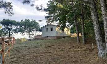 Imagem 3: Sítio com casa de frente pra 020