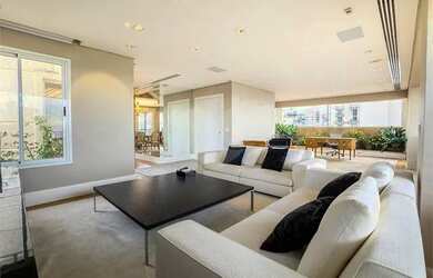 Imagem 3: Cobertura duplex para venda tem 315 metros quadrados com 3 quartos