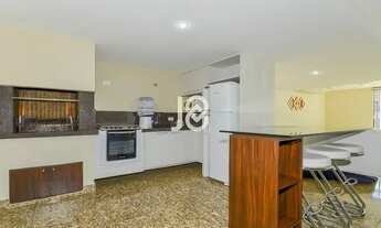 Imagem 2: CURITIBA - Apartamento Padrão - Água Verde