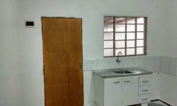 Imagem 3: Alugo casa 1 quarto, cozinha, banheiro e lavanderia coberta no Parque das Garças SBC