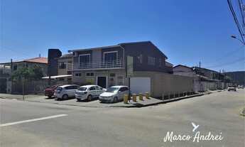 Imagem: Investimento, Prédio com moradia e Mercado