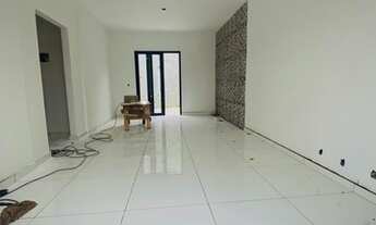 Imagem 5: CASA A VENDA NO BAIRRO DO BOTUJURU - MOGI DAS CRUZES ÁREA DO TERRENO: 125 M² ÁREA CONSTRU