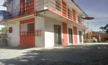 Imagem 2: Kit net em praia de leste