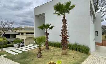 Imagem 3: Casa em Aplhaville /MG, 4 quartos com piscina mobiliada