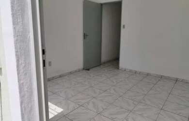 Imagem 3: Casa em piquete, 2 quartos e garagem