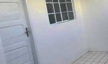 Imagem 6: ALUGO BARRACÃO Casa com 1 dormitório