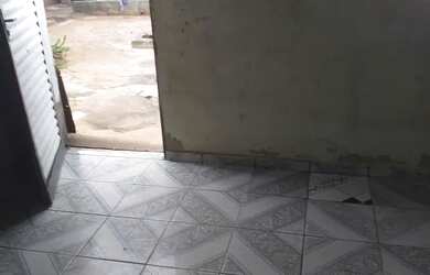 Imagem 2: Alugo um barraco no pedregal perto da amanda gais 350 reais