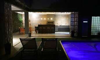 Imagem 2: Casa de luxo em condomínio fechado na Rua 10A em Vicente Pires com área gourmet e piscina