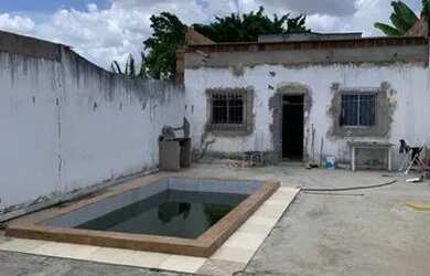 Imagem 5: Vendo casa com piscina papagaio