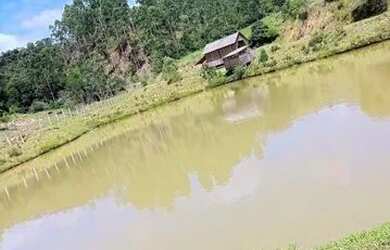 Imagem 4: Sítio de 3 hectares em Pouso Redondo, casa de 140 m2 em alvenaria, a 7km do centro