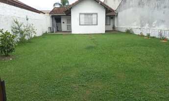 Imagem 1: Casa na praia em Itanhaém