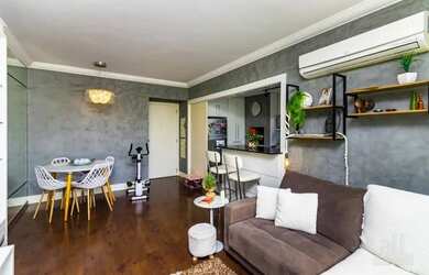 Imagem 3: Apartamento para venda com 71 metros quadrados com 2 quartos em Jardim Botânico - Porto Al