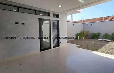 Imagem 4: Casa Alto Padrão para Venda em Maringá, JARDIM ALVORADA, 3 dormitórios, 1 suíte, 2 banhei