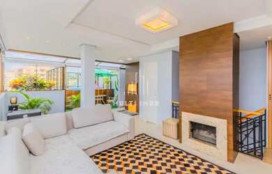 Imagem 3: Cobertura com piscina privativa, 3 quartos e 2 vagas no Bom Fim