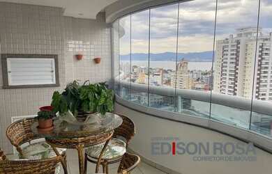 Imagem 2: Apartamento à venda no bairro Estreito em Florianópolis SC com 3 quartos sendo 2 suítes