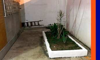 Imagem 3: Casa para Venda em Belford Roxo, Areia Branca, 1 dormitório, 1 banheiro, 2 vagas